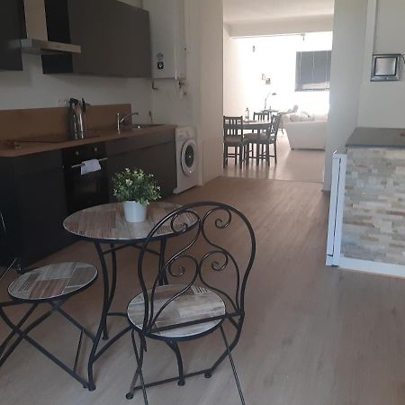 Apartmán L'Etape De La Tour Grand-Fougeray Exteriér fotografie