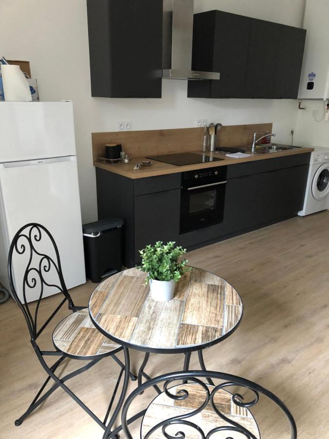 Apartmán L'Etape De La Tour Grand-Fougeray Exteriér fotografie