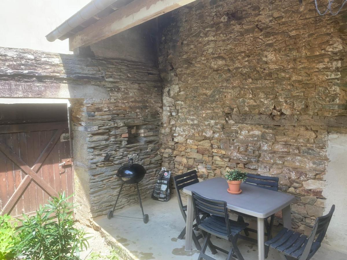 Apartmán L'Etape De La Tour Grand-Fougeray Exteriér fotografie